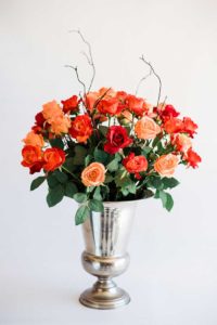 MIXED ORANGE 7 RED ROSES IN TIN